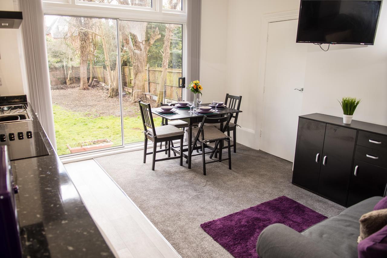 Moseley Mews Village Suites - Purple Birmingham Dış mekan fotoğraf